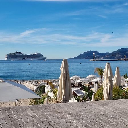 Cannes croisette Extérieur photo