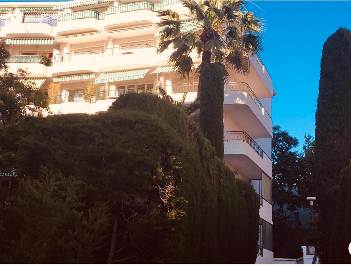 Cannes croisette Extérieur photo